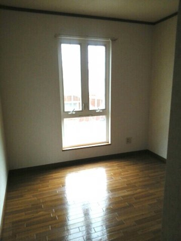 サイレントパレス一条の内装|明るい色調の室内です