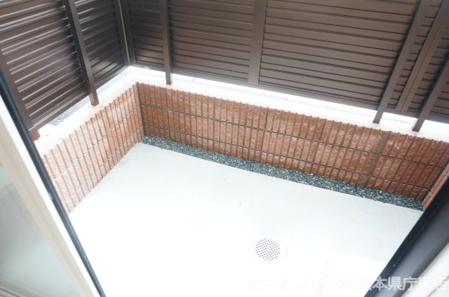 上益城郡御船町大字滝川のアパートのバルコニー