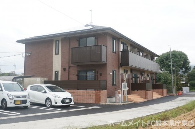 上益城郡御船町大字滝川のアパートの外観