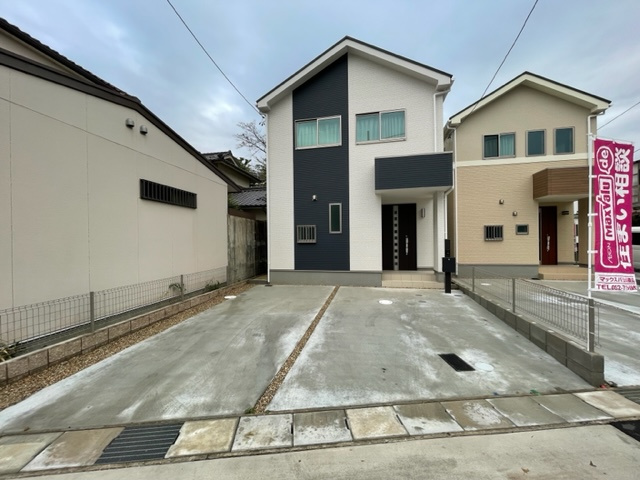 守山区小幡9期 全5棟　＜仲介手数料無料＞小幡小・守山東中　新築一戸建ての外観|撮影
社長の村田です！
自らプレイヤーとして営業しています
長年の経験と実績から皆様により良いマイホーム購入のご提案をいたします。
住宅ローンの不安や購入後の不安等何でもご相談ください。