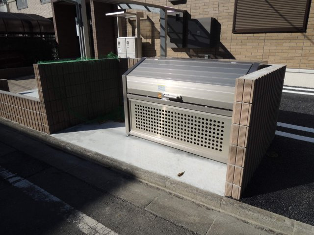 Ras Shamraのその他共用部分|敷地内ゴミ置場【ラス・シャムラ】