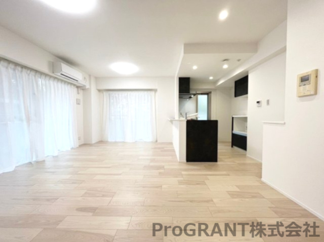 【居間・リビング】