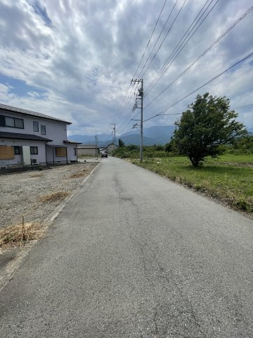 南アルプス市十日市場　土地の外観|市道若草375号線幅員5.08ｍ