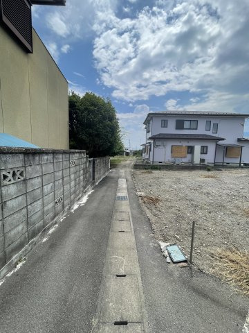 南アルプス市十日市場　土地の周辺