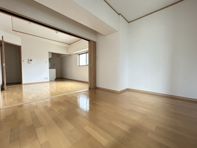 【寝室】ウイング宝町フォース