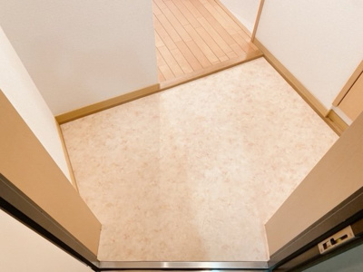 【玄関】 | ロワジール三軒茶屋