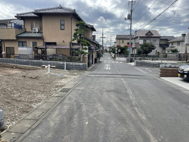 リーブルガーデン．Ｓ　鴻巣箕田第４　の前面道路含む現地写真|現地前面道路（2023年10月10日）撮影