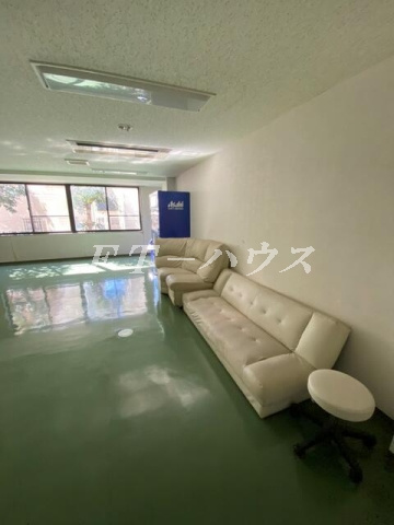 シティクレスト津田沼のロビー