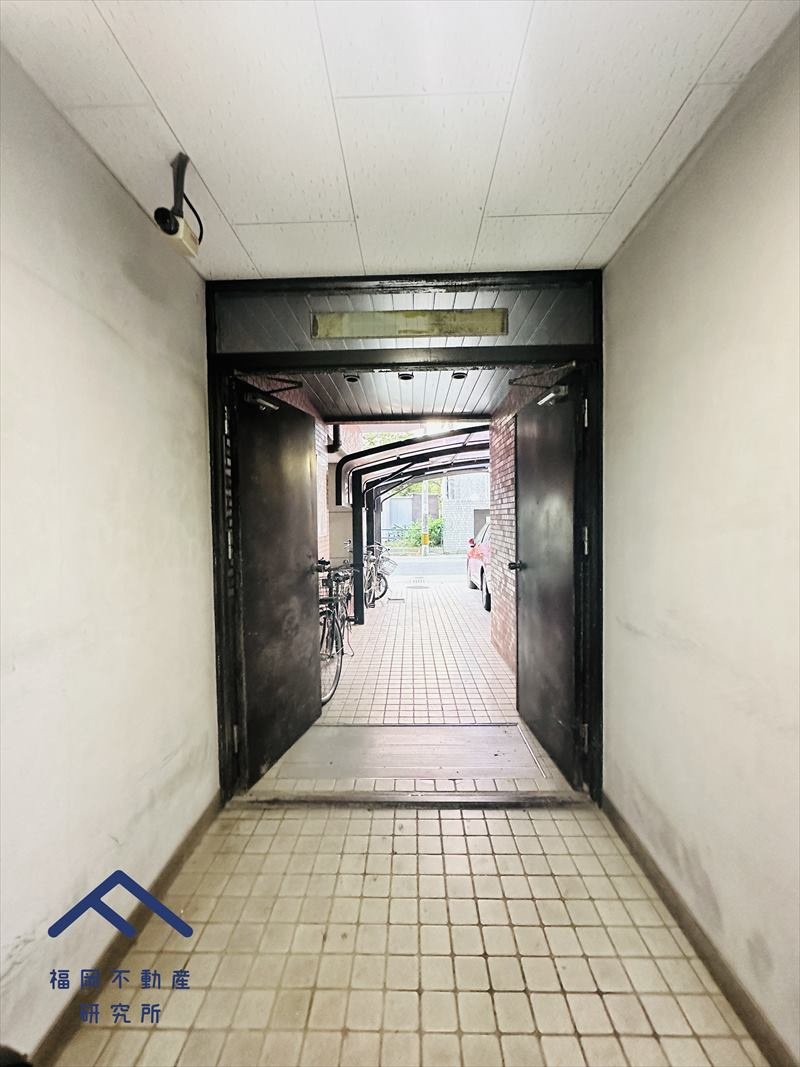 駅南カステリアWADAのエントランス