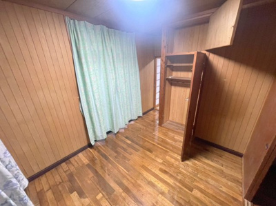 【洋室】 | 天久戸建 | ※退去前の為、写真と現状が異なる場合がございます