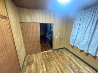 【洋室】 | 天久戸建 | ※退去前の為、写真と現状が異なる場合がございます