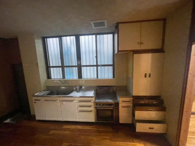 【キッチン】 | 天久戸建 | ※退去前の為、写真と現状が異なる場合がございます