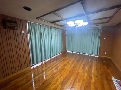 【洋室】 | 天久戸建 | ※退去前の為、写真と現状が異なる場合がございます