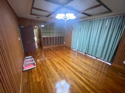 【洋室】 | 天久戸建 | ※退去前の為、写真と現状が異なる場合がございます