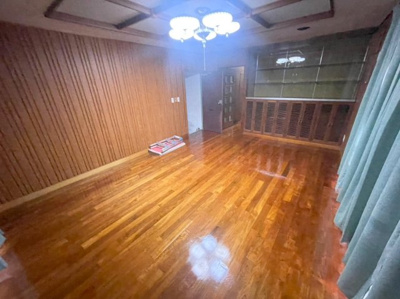 【洋室】 | 天久戸建 | ※退去前の為、写真と現状が異なる場合がございます