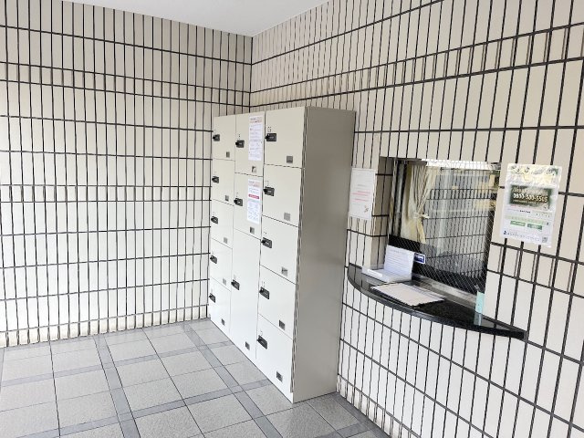 クローバーマンション周船寺壱番館のエントランス