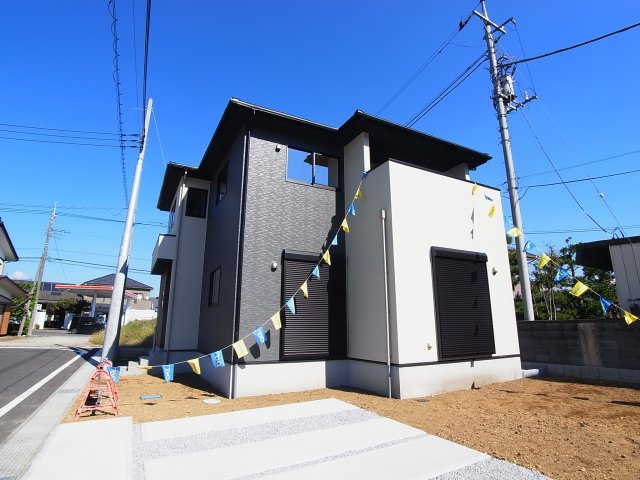 新築　KIS北群馬郡吉岡町２２期　２号棟の外観|現地写真　完成しました！物件のご内覧等、お気軽にお問合せください♪　