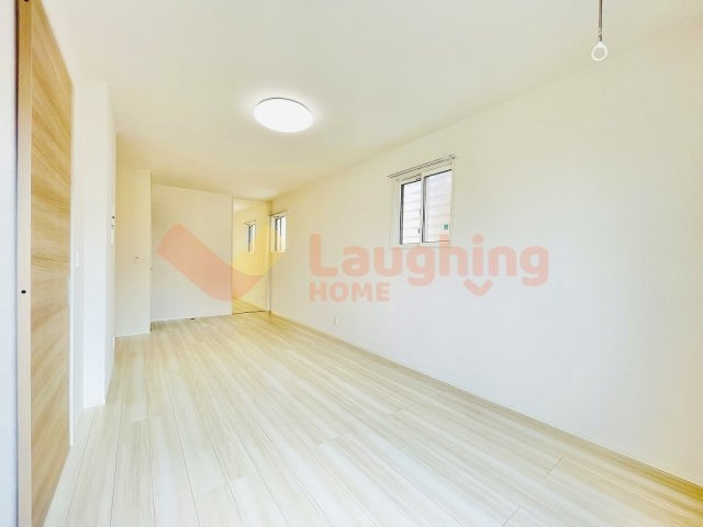 Quattro Soldi 花畑の居間・リビング|こちらのリビングで趣味の時間をお楽しみください※建築中のため同施工会社の写真になります