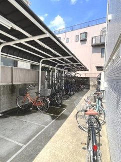 【その他共用部分】 | 敷地内に駐輪場があります(^^)/