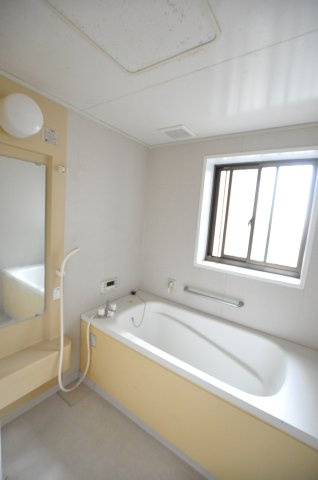 一庫　中古戸建の浴室|さがすリノベーションでマイホームを購入してみませんか？
是非一度ご内覧ください(*^^*)
まずはお気軽にフリーダイヤル0120-144-115にお電話下さい！