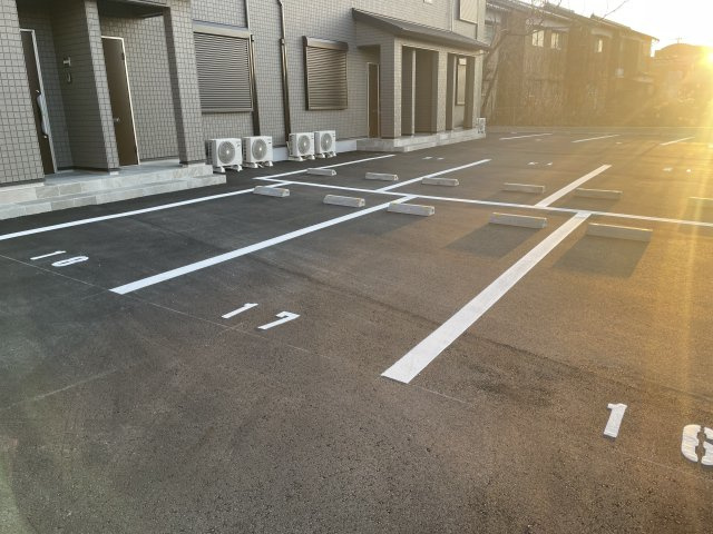 VILLA網干の駐車場