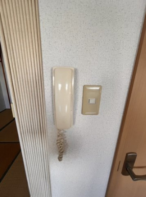 【セキュリティ】 | 丸忠ビル | 受話器付きインターホンです