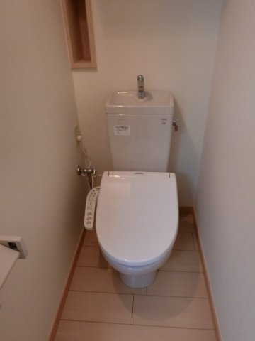 月村マンションNo.11のトイレ