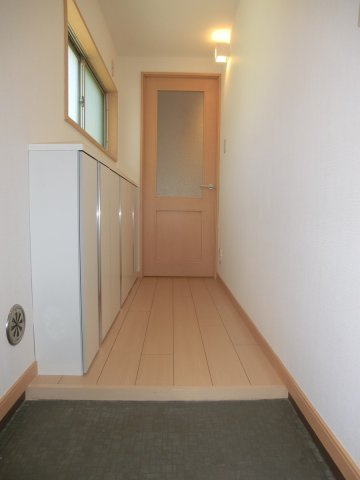 月村マンションNo.11の玄関