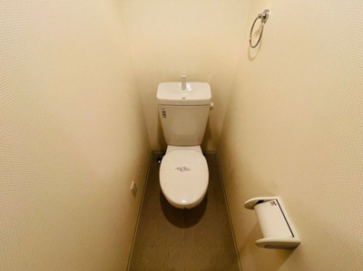 【トイレ】 | ヴィサージュ井尻 | 別号室の写真になります。現況優先。