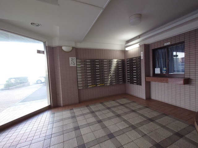 リーベスト取手のエントランス