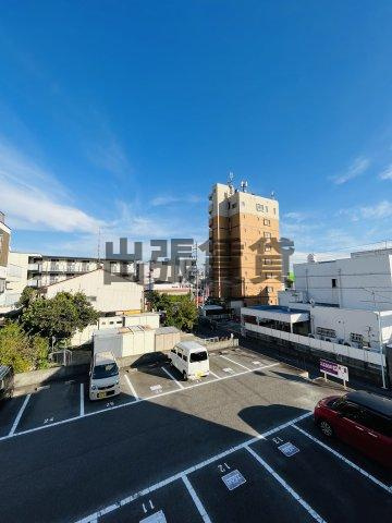 仲介手数料0円！ブランノワール本陣　S棟の駐車場