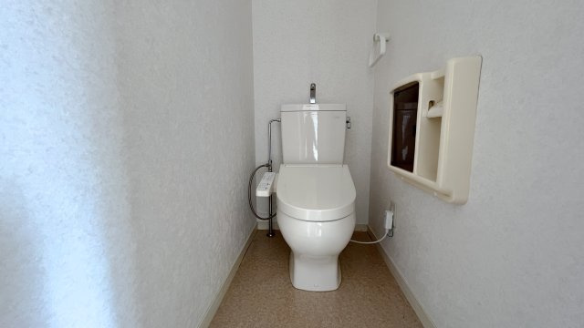 高島屋マンションⅡのトイレ|※反転タイプの間取りとなります。