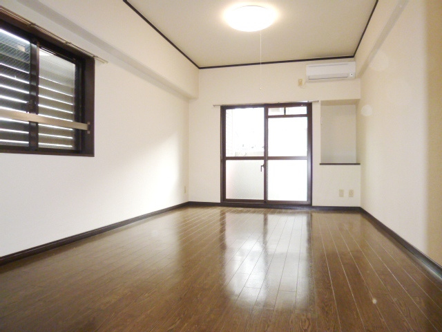 ローズガーデンⅠ【キャッシュバック対象物件】の洋室