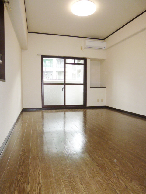 ローズガーデンⅠ【キャッシュバック対象物件】の寝室