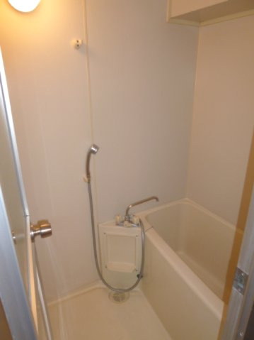 ローズガーデンⅠ【キャッシュバック対象物件】の浴室