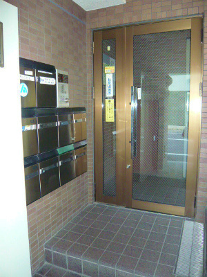 シャリエ三ノ輪のエントランス