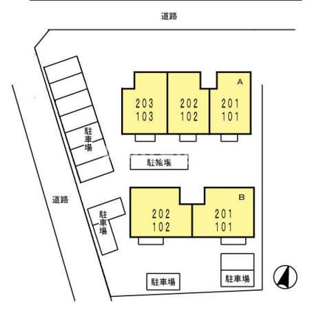 ファミール高畑 Ａの玄関