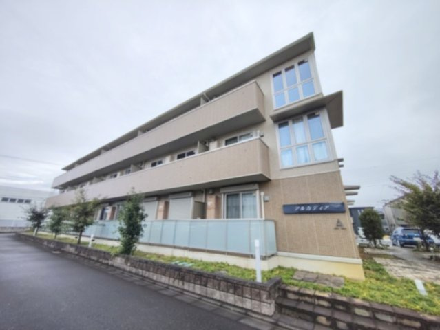アルカディアAの外観