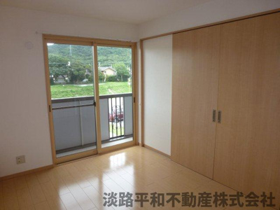 【居間・リビング】 | ラ・リヴィエール・スモトA棟