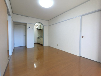 【居間・リビング】 | 誠矢ビル