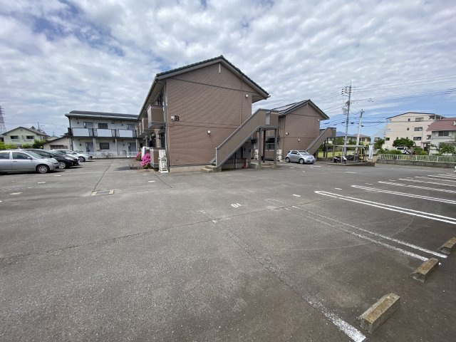 マロンハイム　Ａ・Ｂの駐車場