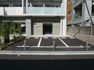 【駐車場】