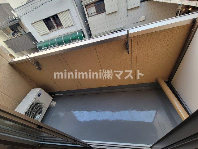 大阪市此花区春日出北１丁目の賃貸マンションのバルコニー