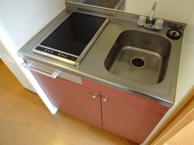 レオパレスチェディ・ｇｒｏｖｅのキッチン