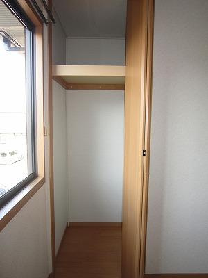 エゼ・サントゥールの収納|収納