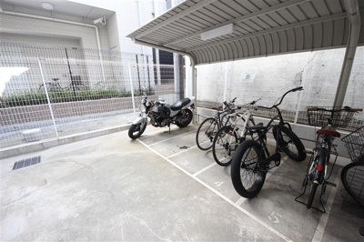 【駐車場】 | レオンコンフォート本町東