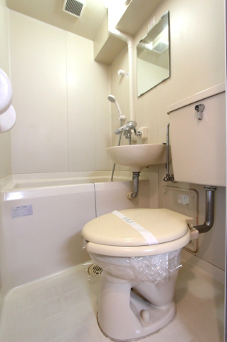 宇品コーポのトイレ|コンパクトで使いやすいトイレです