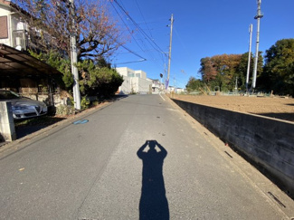 【前面道路含む現地写真】