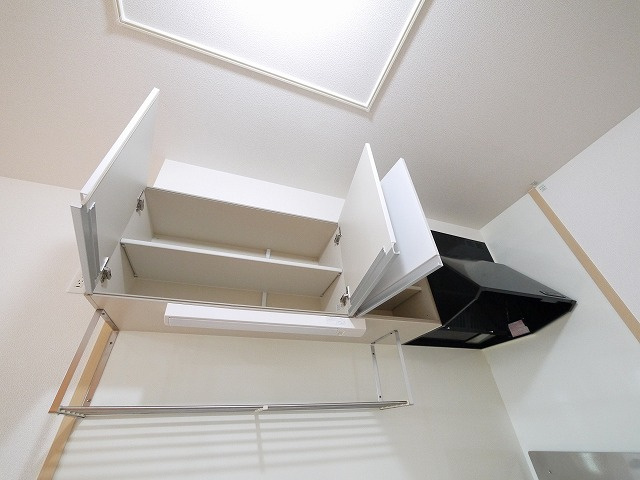 グランツ大和のキッチン|コンパクトなキッチンで掃除もラクラク