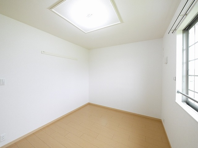 グランツ大和の洋室|きれいな洋室です